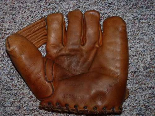 Rogers Hornsby Wilson S5521-3 Front